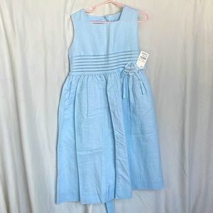 Baby blue blend of cotton and linen dress.